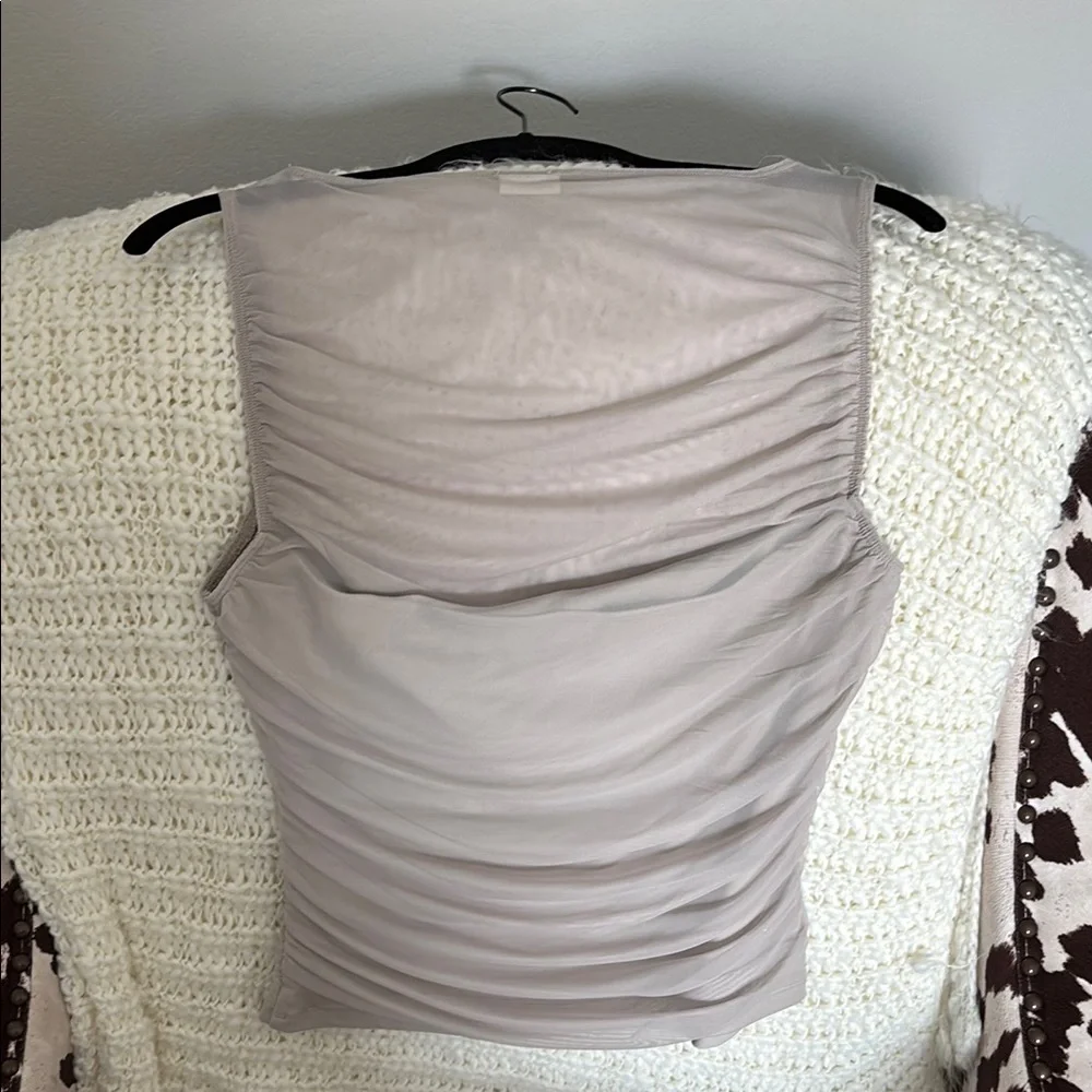 Abercrombie & Fitch taupe Ruched Sleeveless Top - Picture 3 of 11